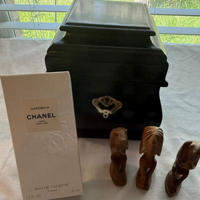 Chanel Perfume Jewelry Box 3 Hand Carved Figurines 