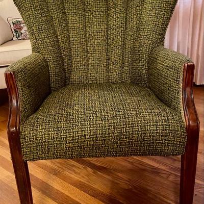 Sale Photo Thumbnail #16: Vtg Hollywood Regency Wing Back Chair