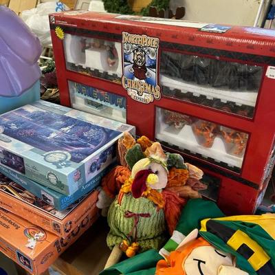 Sale Photo Thumbnail #141
