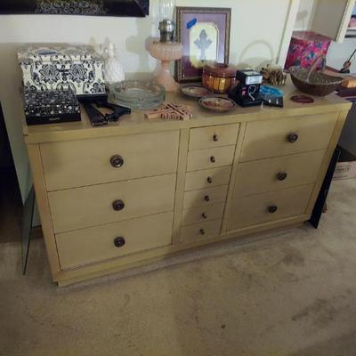 Sale Photo Thumbnail #137