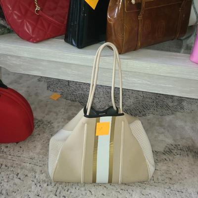 Sale Photo Thumbnail #70