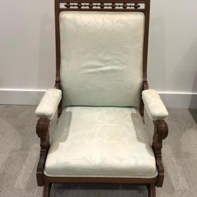 Antique Style Platform Rocking Chair – Wood Frame & Upholstered Seat