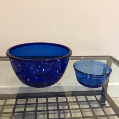 Farmhouse Style Blue Glass Bowls