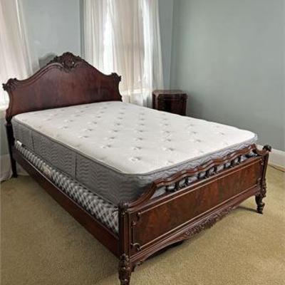 Vintage Flame Mahogany Bed .jpg