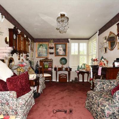 Sale Photo Thumbnail #169: 167 family room