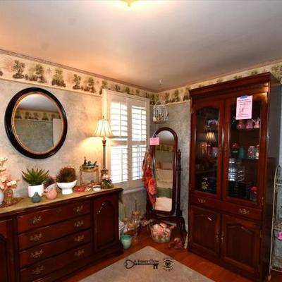 Sale Photo Thumbnail #327: 325 bedroom a