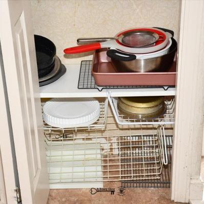 Sale Photo Thumbnail #322: 320 kitchen
