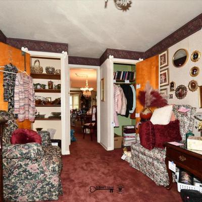 Sale Photo Thumbnail #170: 168 family room
