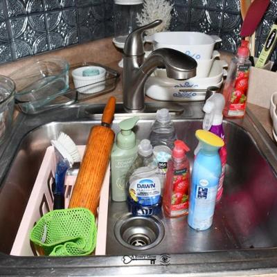 Sale Photo Thumbnail #259: 257 kitchen