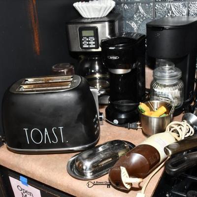 Sale Photo Thumbnail #253: 251 kitchen