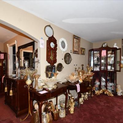 Sale Photo Thumbnail #32: 030 living room