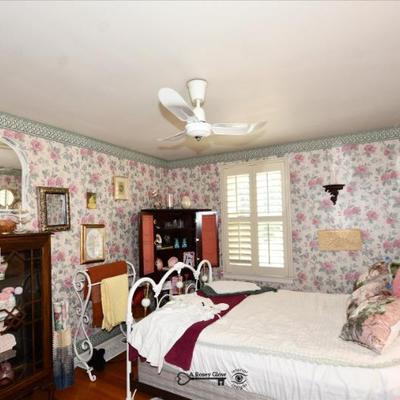 Sale Photo Thumbnail #478: 476 bedroom b