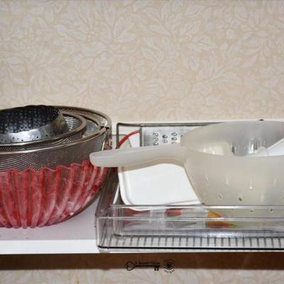Sale Photo Thumbnail #321: 319 kitchen