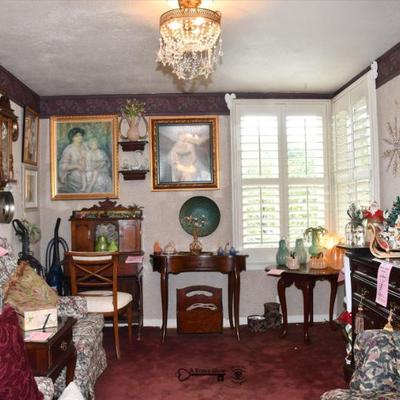 Sale Photo Thumbnail #172: 170 family room