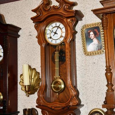 Sale Photo Thumbnail #215: 213 family room
