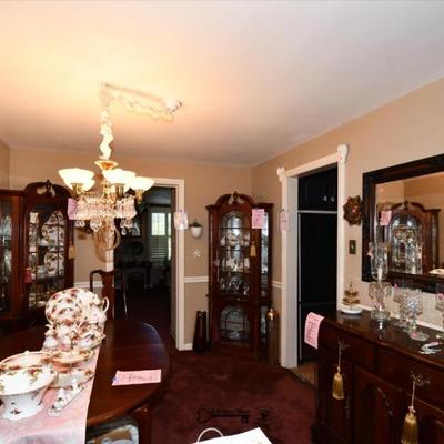 Sale Photo Thumbnail #117: 115 dinng room