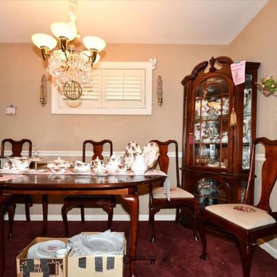 Sale Photo Thumbnail #118: 116 dinng room