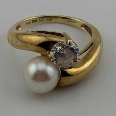 14k Yellow Gold Pearl Ring