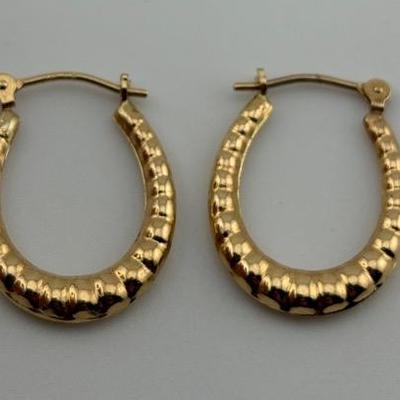 Pair 14k Yellow Gold Ribbed Hoop Earrings
