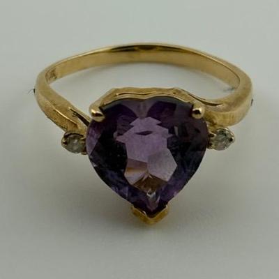 14k Yellow Gold 2.5 Carat Heart Cut Amethyst Ring