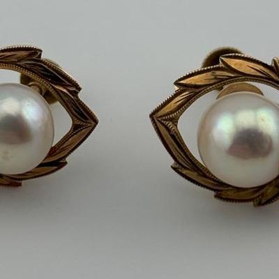 14k Yellow Gold Pearl Earrings 