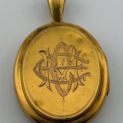 Antique Etched 14-15k Yellow Gold Locket