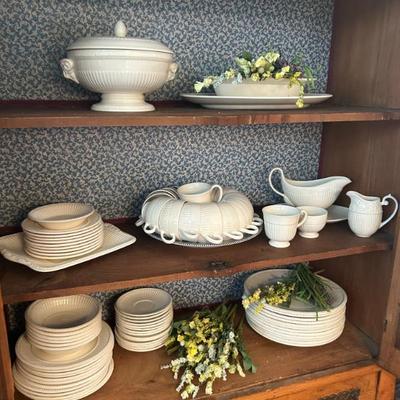 Sale Photo Thumbnail #387: ALL Antique Wedgwood "of Etruria & Barlaston"