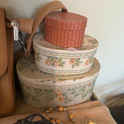 Sale Photo Thumbnail #532