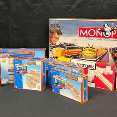 Sh650 thomas train tracks lionel monopoly game