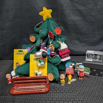 Sh637 peanuts christmas tree ornaments