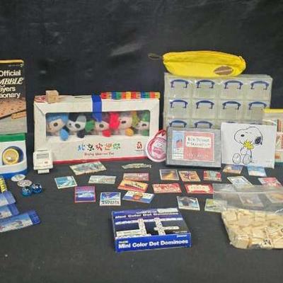 Sh755 mystery lot snoopy and miscellaneous items