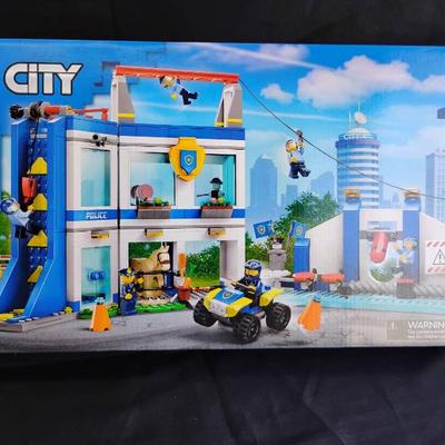Sh671 lego system 60372 city police training