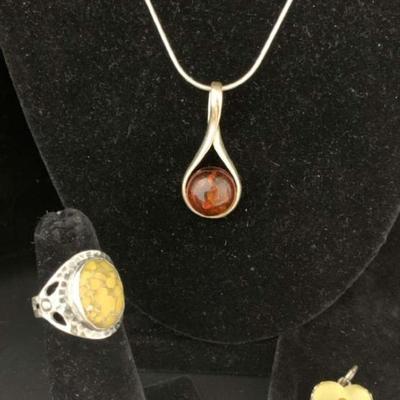 Sh681v silver jewelry trio