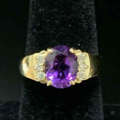 Sh740v amethyst and diamond gold ring