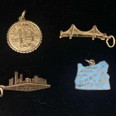Sh702v silver souvenir charms
