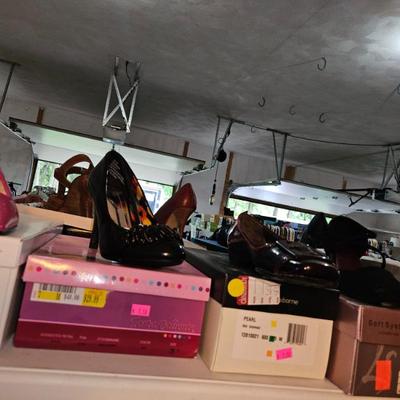 Sale Photo Thumbnail #196
