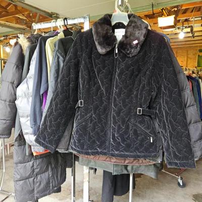 Sale Photo Thumbnail #146