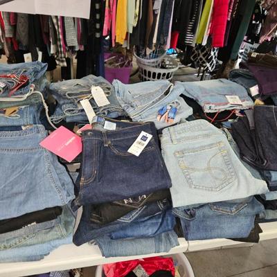 Sale Photo Thumbnail #224