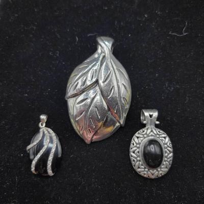 TDU103 (3) Pendants Marked 925