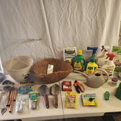 28pc Lawn & Garden Tools, Decor, Supplies - Miracle-Gro, Wind Chimes, Bird Feeder++