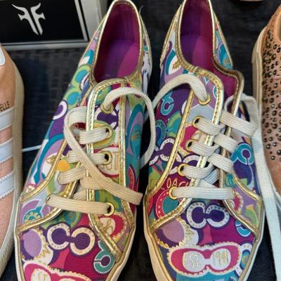 Sale Photo Thumbnail #86