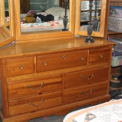 Sale Photo Thumbnail #215