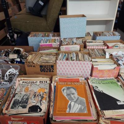 Estate sale photo