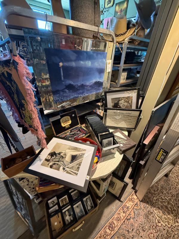 Sale Photo Thumbnail #89