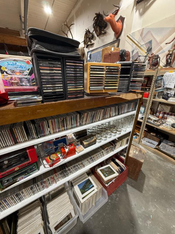Sale Photo Thumbnail #25