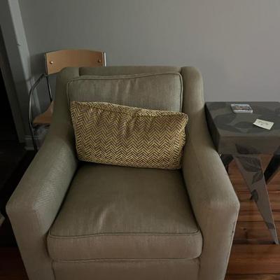 Sale Photo Thumbnail #226