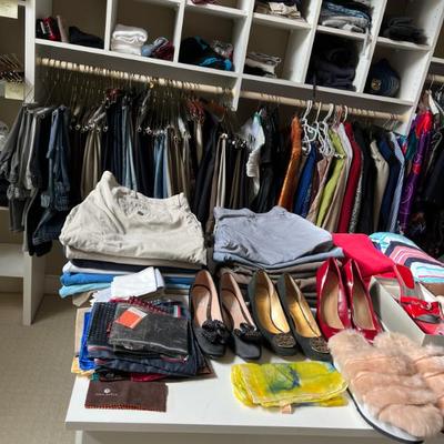 Sale Photo Thumbnail #215