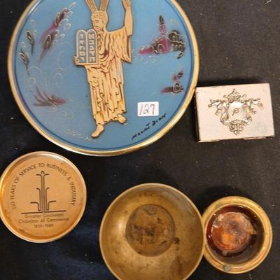 Sale Photo Thumbnail #138