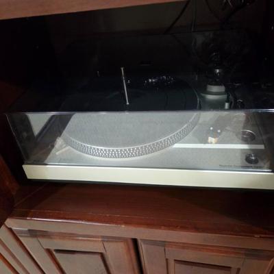 multiple play turntable