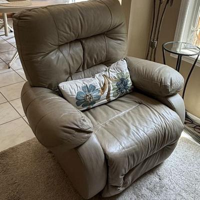 Sale Photo Thumbnail #4: Leather recliner